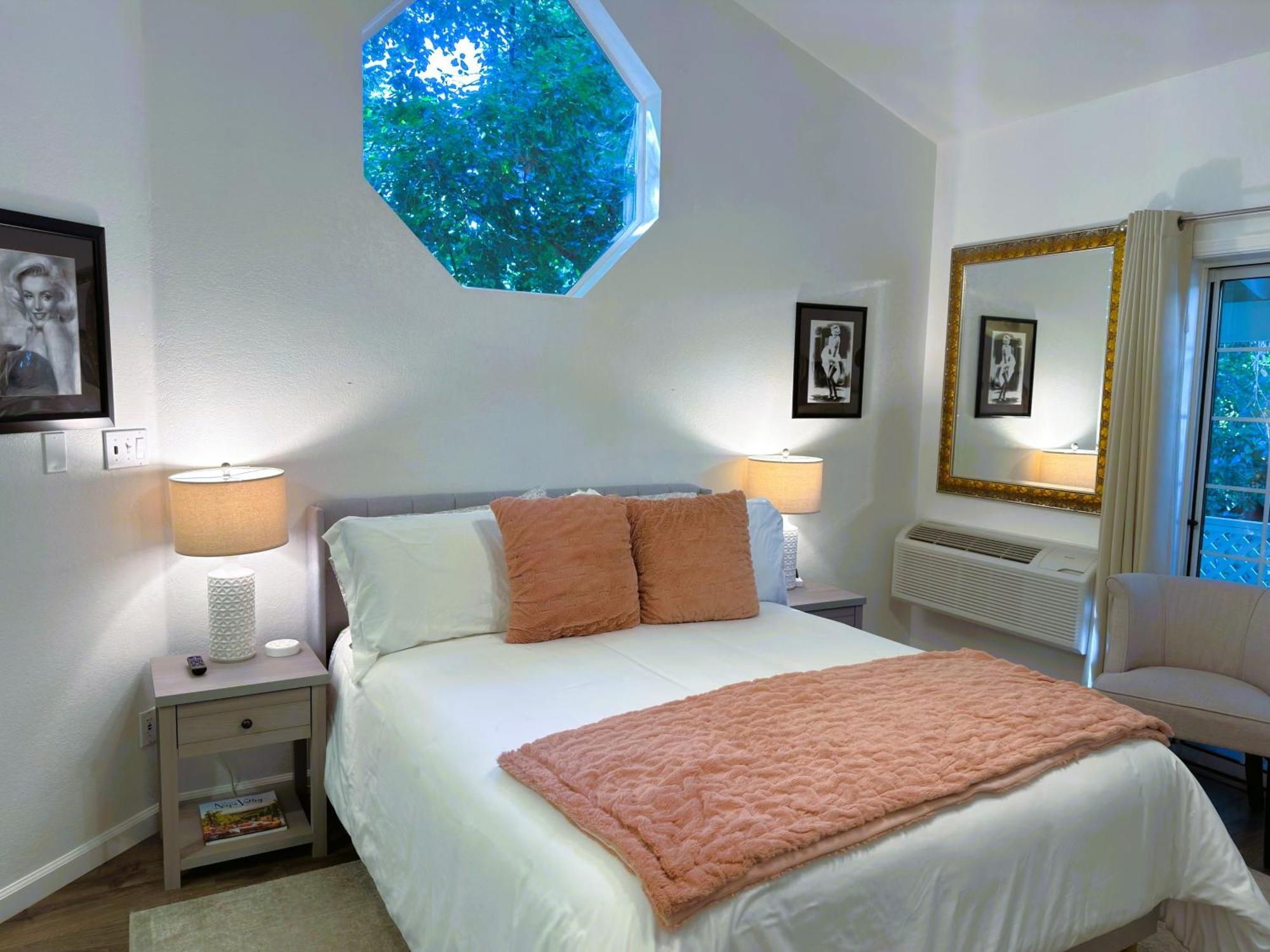 Stahlecker House Inn Napa Room photo